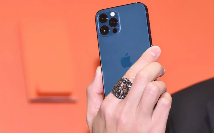 温江苹果手机维修分享iPhone12系列重启方法教程 